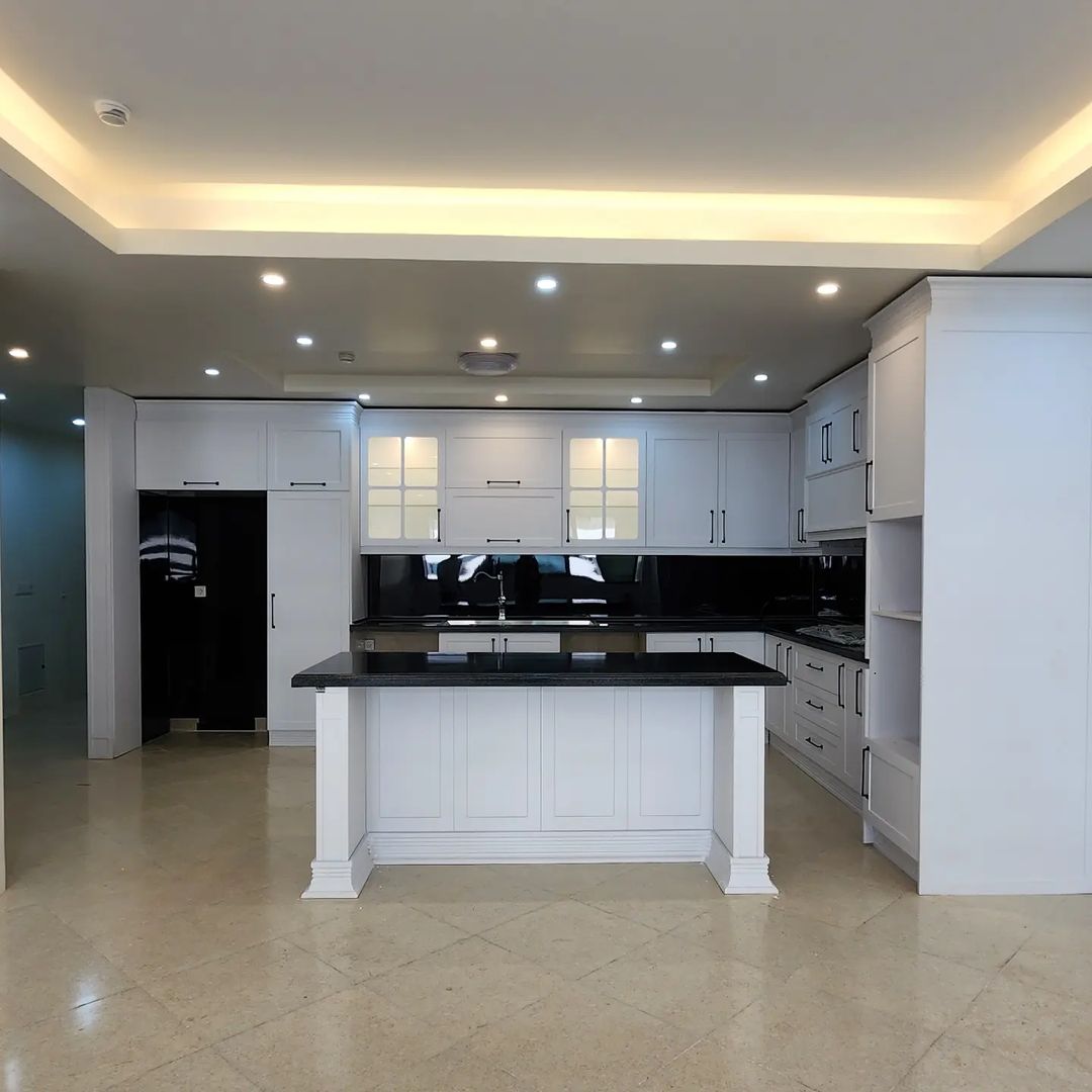 کابینت آشپزخانه نئوکلاسیک پلی‌اورتان